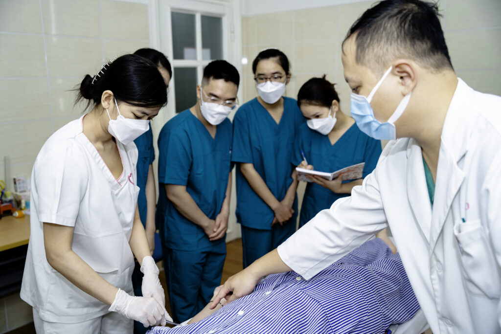 Anerkennung zur Pflegefachkraft Cmind und Vicat